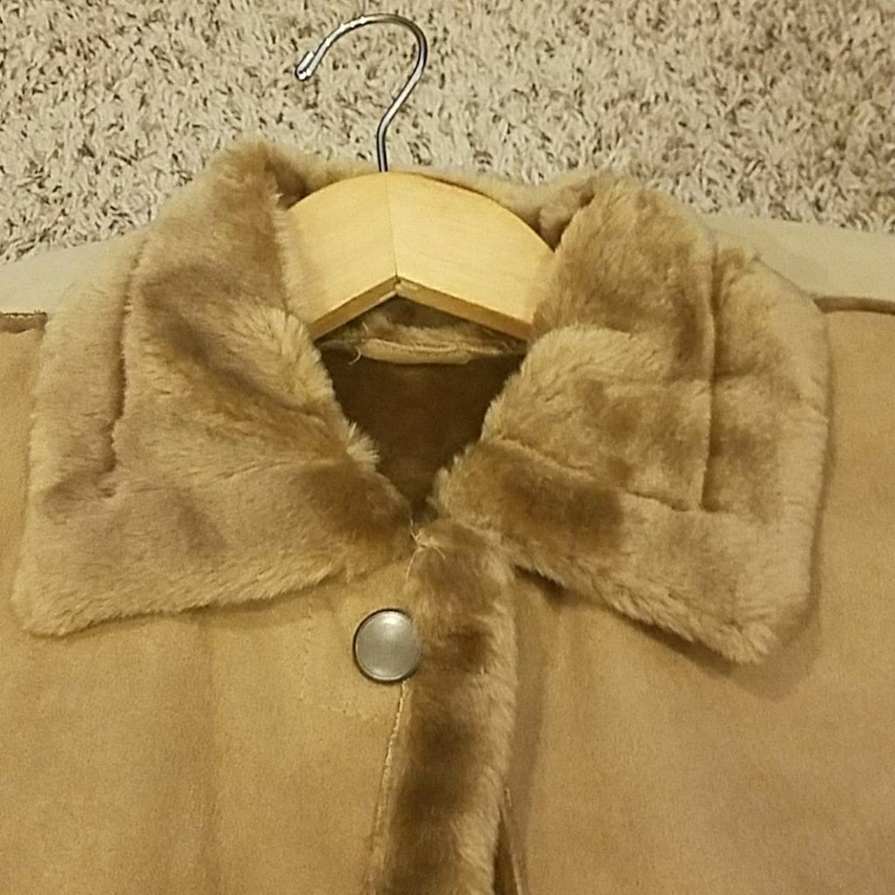 🚫SOLD🚫 NWOT Trench Coat